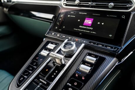 Aston Martin Vantage V8. MASSIVE SPEC. OVER £60K IN OPTIONS. DUOTONE INTERIOR. CERAMICS. B&O. 18