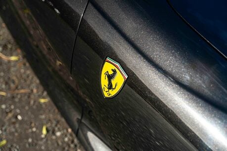 Ferrari 812 Superfast HUGE SPECIFICATION. CARBON FIBRE ENGINE COVERS. CARBON INT & EXT. LIFT. 5