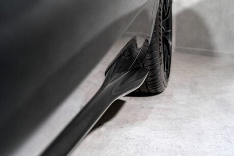 Ferrari 812 Superfast HUGE SPECIFICATION. CARBON FIBRE ENGINE COVERS. CARBON INT & EXT. LIFT. 53