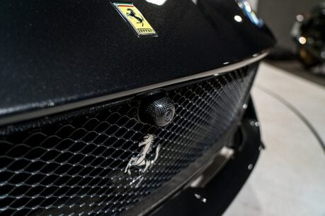 Ferrari 812 Superfast HUGE SPECIFICATION. CARBON FIBRE ENGINE COVERS. CARBON INT & EXT. LIFT. 47