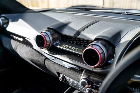 Ferrari 812 Superfast HUGE SPECIFICATION. CARBON FIBRE ENGINE COVERS. CARBON INT & EXT. LIFT. 15