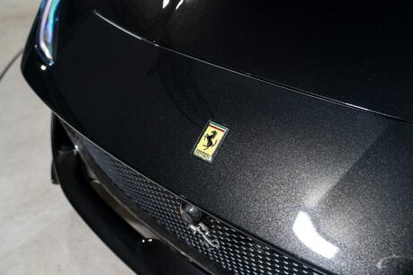Ferrari 812 Superfast HUGE SPECIFICATION. CARBON FIBRE ENGINE COVERS. CARBON INT & EXT. LIFT. 45