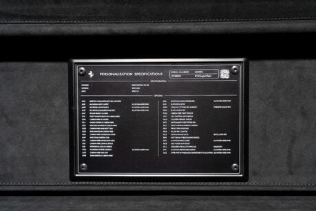 Ferrari 812 Superfast HUGE SPECIFICATION. CARBON FIBRE ENGINE COVERS. CARBON INT & EXT. LIFT. 43