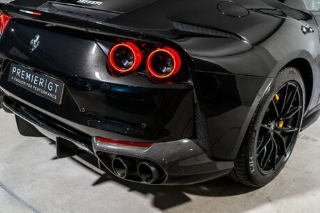 Ferrari 812 Superfast HUGE SPECIFICATION. CARBON FIBRE ENGINE COVERS. CARBON INT & EXT. LIFT. 38