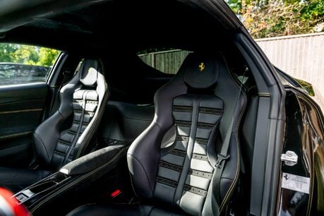 Ferrari 812 Superfast HUGE SPECIFICATION. CARBON FIBRE ENGINE COVERS. CARBON INT & EXT. LIFT. 14