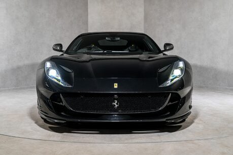 Ferrari 812 Superfast HUGE SPECIFICATION. CARBON FIBRE ENGINE COVERS. CARBON INT & EXT. LIFT. 2