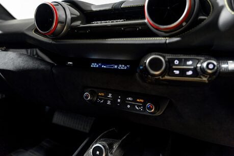 Ferrari 812 Superfast HUGE SPECIFICATION. CARBON FIBRE ENGINE COVERS. CARBON INT & EXT. LIFT. 26