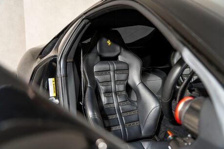 Ferrari 812 Superfast HUGE SPECIFICATION. CARBON FIBRE ENGINE COVERS. CARBON INT & EXT. LIFT. 18