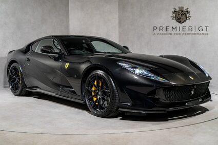 Ferrari 812 Superfast HUGE SPECIFICATION. CARBON FIBRE ENGINE COVERS. CARBON INT & EXT. LIFT. 