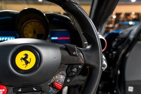 Ferrari 812 Superfast HUGE SPECIFICATION. CARBON FIBRE ENGINE COVERS. CARBON INT & EXT. LIFT. 31