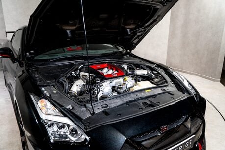 Nissan GT-R NISMO. UK SUPPLIED. EXTREMELY RARE EXAMPLE. COMPREHENSIVE SERVICE HISTORY. 56