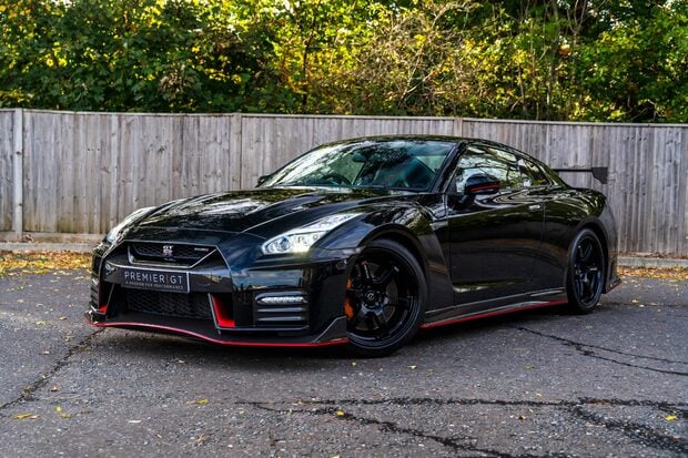 Nissan GT-R NISMO. UK SUPPLIED. EXTREMELY RARE EXAMPLE. GREAT SERVICE HISTORY. 1