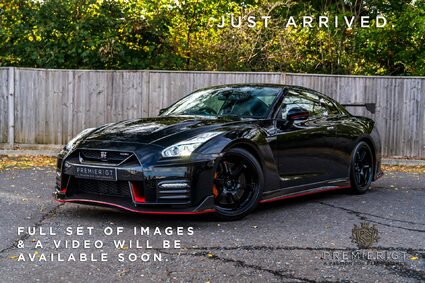 Nissan GT-R NISMO. UK SUPPLIED. EXTREMELY RARE EXAMPLE. COMPREHENSIVE SERVICE HISTORY. 