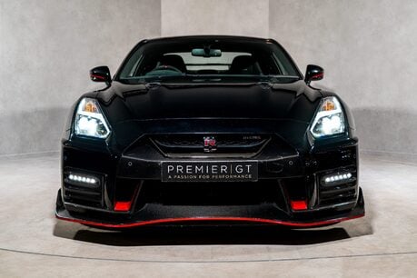 Nissan GT-R NISMO. UK SUPPLIED. EXTREMELY RARE EXAMPLE. COMPREHENSIVE SERVICE HISTORY. 2