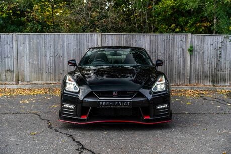 Nissan GT-R NISMO. UK SUPPLIED. EXTREMELY RARE EXAMPLE. GREAT SERVICE HISTORY. 2