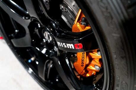 Nissan GT-R NISMO. UK SUPPLIED. EXTREMELY RARE EXAMPLE. COMPREHENSIVE SERVICE HISTORY. 12