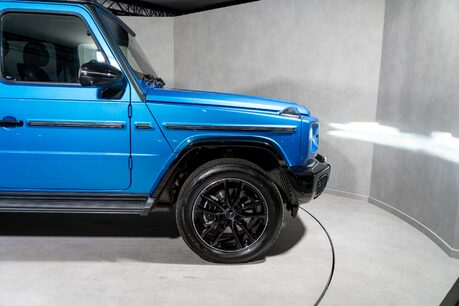 Mercedes-Benz G Series G 450 D AMG LINE PREMIUM PLUS. NIGHT PACKAGE. SLIDING SUNROOF. BURMESTER. 61