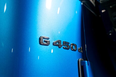 Mercedes-Benz G Series G 450 D AMG LINE PREMIUM PLUS. NIGHT PACKAGE. SLIDING SUNROOF. BURMESTER. 56