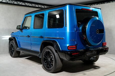 Mercedes-Benz G Series G 450 D AMG LINE PREMIUM PLUS. NIGHT PACKAGE. SLIDING SUNROOF. BURMESTER. 6