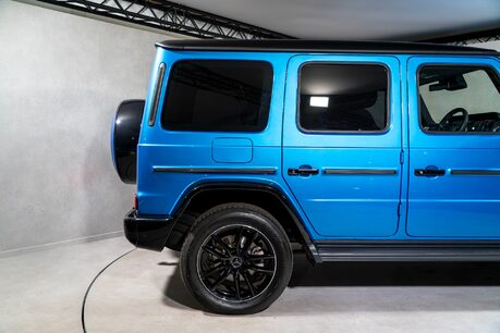 Mercedes-Benz G Series G 450 D AMG LINE PREMIUM PLUS. NIGHT PACKAGE. SLIDING SUNROOF. BURMESTER. 60