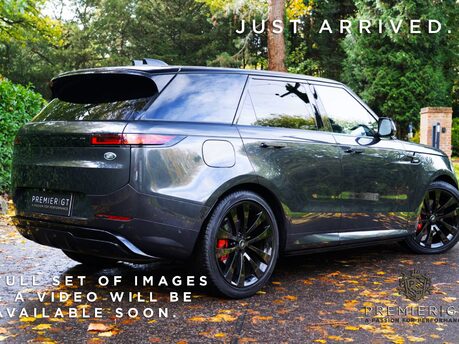 Land Rover Range Rover Sport AUTOBIOGRAPHY MHEV. BLACK PACK. DEPLOYABLE SIDE STEPS. PANO ROOF. 23S.