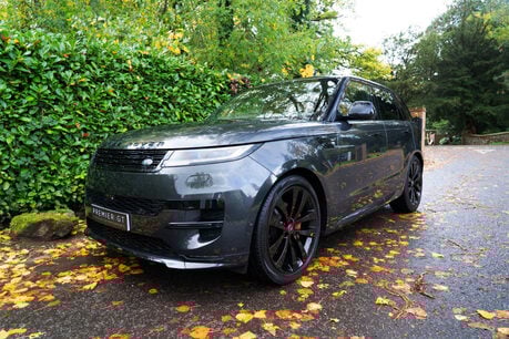Land Rover Range Rover Sport AUTOBIOGRAPHY MHEV. BLACK PACK. DEPLOYABLE SIDE STEPS. PANO ROOF. 23S. 2