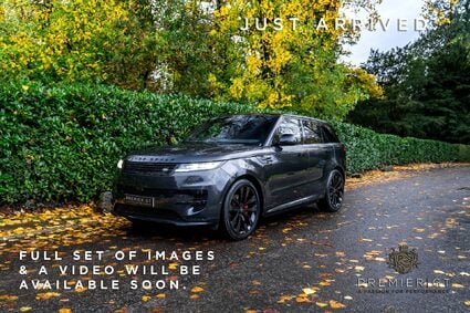 Land Rover Range Rover Sport AUTOBIOGRAPHY MHEV. BLACK PACK. DEPLOYABLE SIDE STEPS. PANO ROOF. 23S.