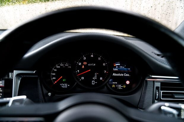 Porsche Macan GTS PDK. WARRANTY. EXCELLENT PSH. SPORT DESIGN PACKAGE. SPORTS EXHAUST. 4