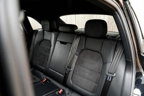 Porsche Macan GTS PDK. WARRANTY. EXCELLENT PSH. SPORT DESIGN PACKAGE. SPORTS EXHAUST. 11