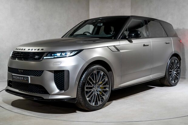 Land Rover Range Rover Sport SV EDITION ONE. FULL SATIN PPF. CARBON CERAMIC BRAKES. SLIDING PANO ROOF. 1