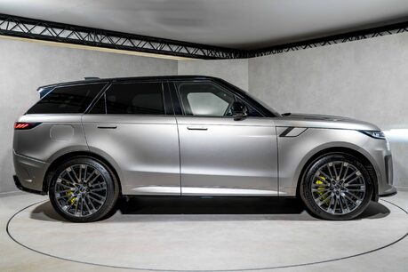 Land Rover Range Rover Sport SV EDITION ONE. FULL SATIN PPF. CARBON CERAMIC BRAKES. SLIDING PANO ROOF. 7