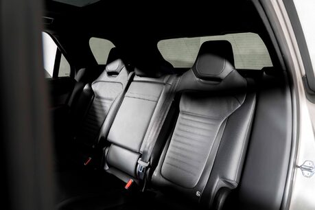 Land Rover Range Rover Sport SV EDITION ONE. FULL SATIN PPF. CARBON CERAMIC BRAKES. SLIDING PANO ROOF. 25