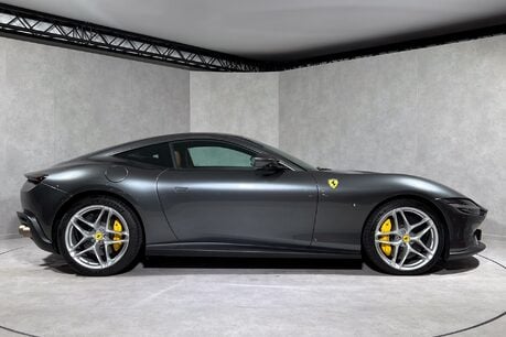 Ferrari Roma WARRANTY. PASSENGER DISPLAY. CARPLAY. SPORTS EXHAUST. CARBON STEERING WHEEL 7