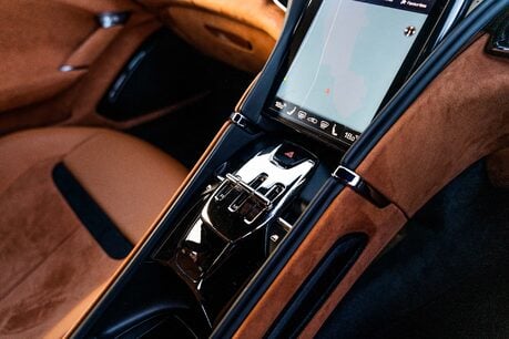 Ferrari Roma WARRANTY. PASSENGER DISPLAY. CARPLAY. SPORTS EXHAUST. CARBON STEERING WHEEL 15