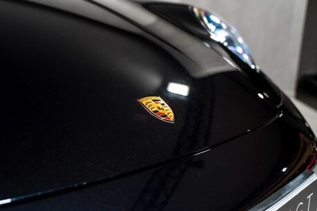 Porsche 911 TURBO S PDK. SPORTS CHRONO. HEATED & VENTILATED SEATS. PCCBS. SPORT EXHAUST 45