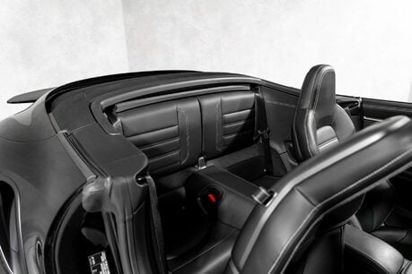 Porsche 911 TURBO S PDK. SPORTS CHRONO. HEATED & VENTILATED SEATS. PCCBS. SPORT EXHAUST 21