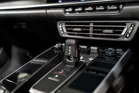 Porsche 911 TURBO S PDK. SPORTS CHRONO. HEATED & VENTILATED SEATS. PCCBS. SPORT EXHAUST 23