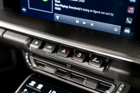 Porsche 911 TURBO S PDK. SPORTS CHRONO. HEATED & VENTILATED SEATS. PCCBS. SPORT EXHAUST 26