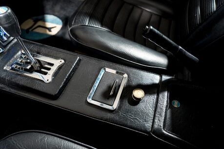 De Tomaso Pantera L. HUGE HISTORY PORTFOLIO. IMMACULATE EXAMPLE. 53