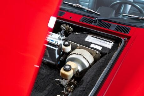 De Tomaso Pantera L. HUGE HISTORY PORTFOLIO. IMMACULATE EXAMPLE. 48