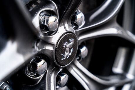 Ferrari F12 Berlinetta GREAT EXAMPLE. BIANCO ITALIA PAINTWORK. CARBON FIBRE INTERIOR. 8