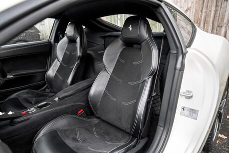 Ferrari F12 Berlinetta GREAT EXAMPLE. BIANCO ITALIA PAINTWORK. CARBON FIBRE INTERIOR. 15