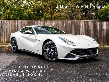 Ferrari F12 Berlinetta GREAT EXAMPLE. BIANCO ITALIA PAINTWORK. CARBON FIBRE INTERIOR. 