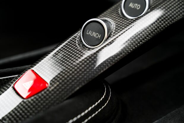 Ferrari F12 Berlinetta GREAT EXAMPLE. BIANCO ITALIA PAINTWORK. CARBON FIBRE INTERIOR. 5