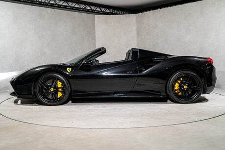 Ferrari 488 SPIDER. CARBON INTERIOR. PASSENGER DISPLAY. LIFT. CARPLAY. FRONT END PPF. 8