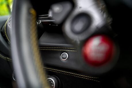 Ferrari 488 SPIDER. CARBON INTERIOR. PASSENGER DISPLAY. LIFT. CARPLAY. FRONT END PPF. 22