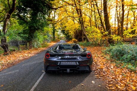 Ferrari 488 SPIDER. CARBON INTERIOR. PASSENGER DISPLAY. LIFT. CARPLAY. FRONT END PPF. 3