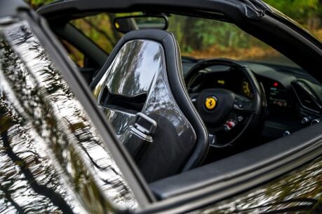 Ferrari 488 SPIDER. CARBON INTERIOR. PASSENGER DISPLAY. LIFT. CARPLAY. FRONT END PPF. 13