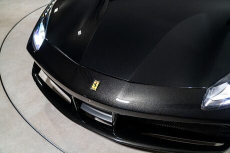 Ferrari 488 SPIDER. CARBON INTERIOR. PASSENGER DISPLAY. LIFT. CARPLAY. FRONT END PPF. 45