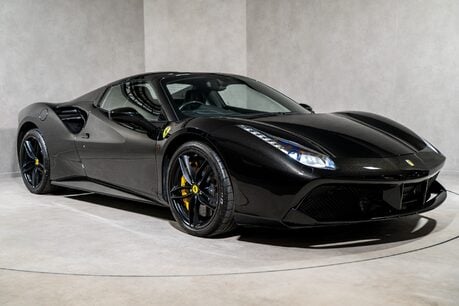 Ferrari 488 SPIDER. CARBON INTERIOR. PASSENGER DISPLAY. LIFT. CARPLAY. FRONT END PPF. 12
